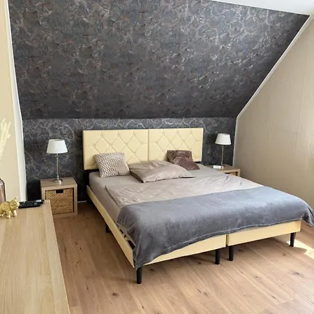 1 - Einzimmerwohnung Mit Kueche Und Bad Apartament