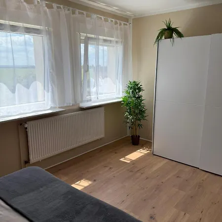Apartament 1 - Einzimmerwohnung Mit Kueche Und Bad Salzgitter